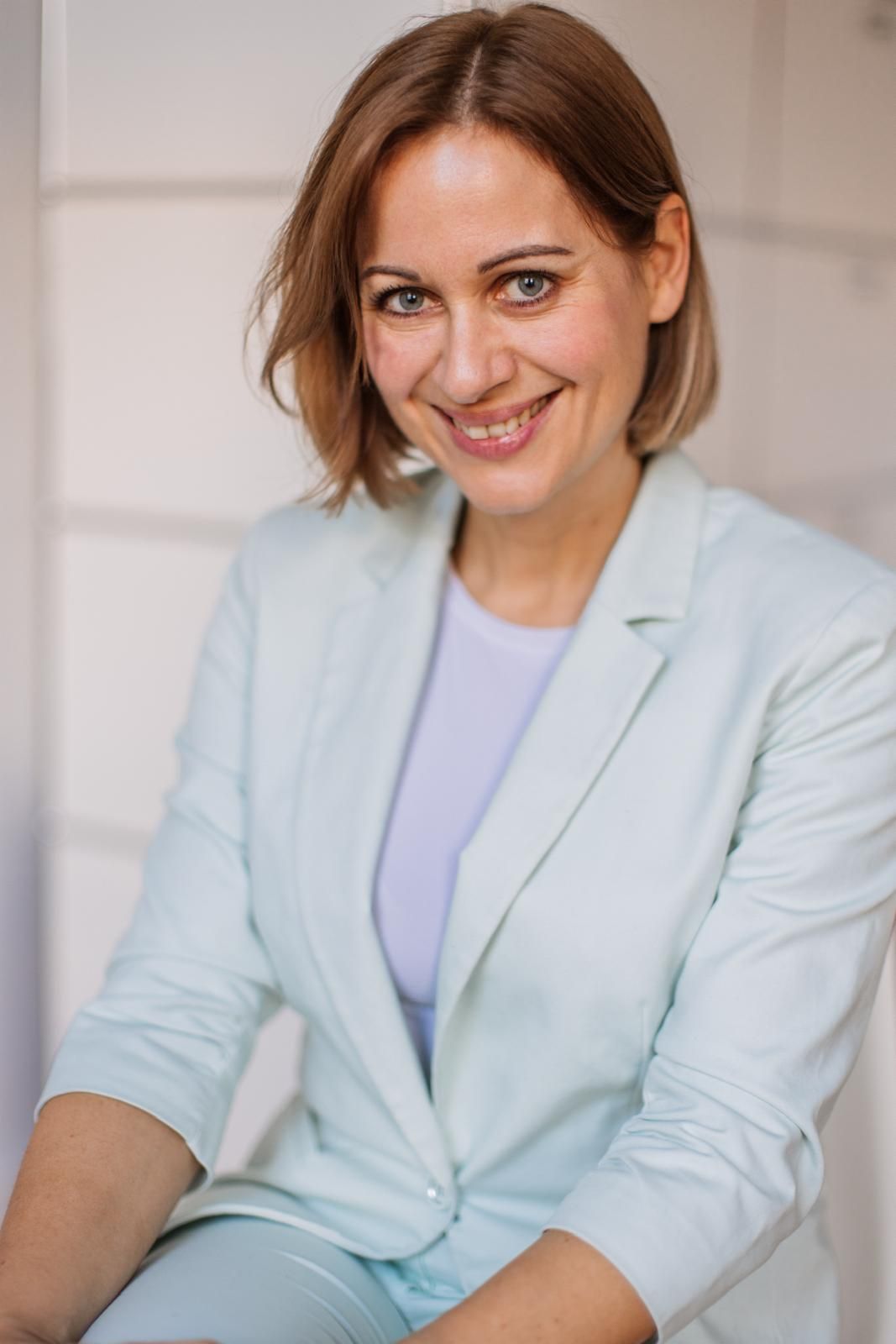 Porträt heller Blazer